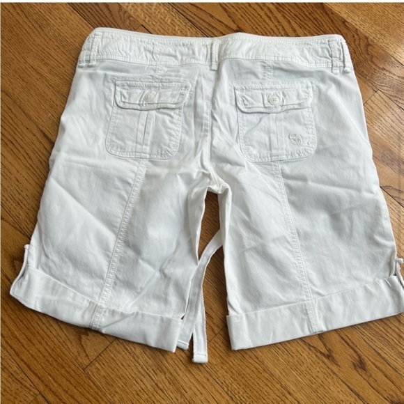 Abercrombie & Fitch Women’s White Board Shorts Size 2 - Picture 4 of 5